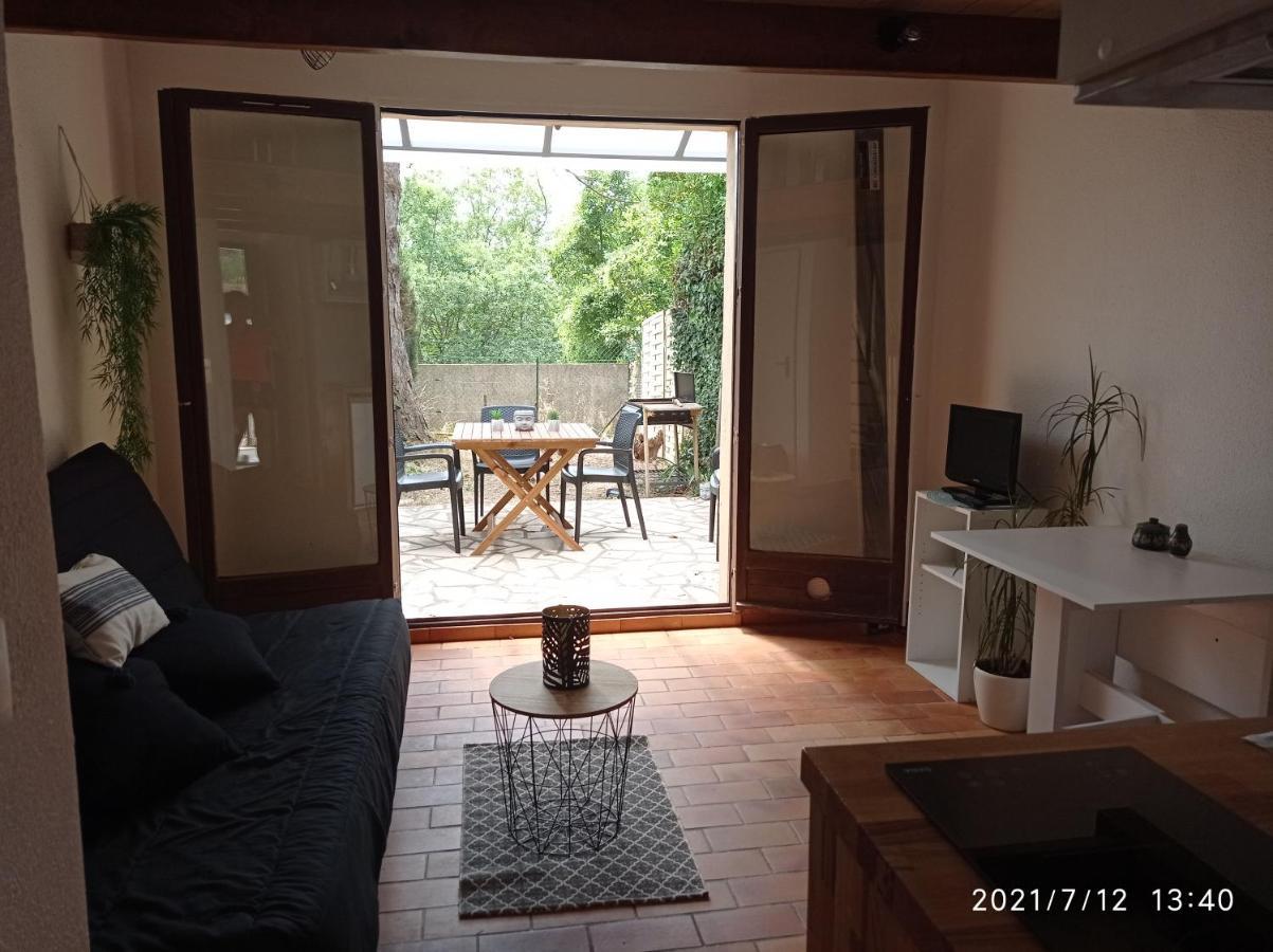 Maisonnette En Residence Avec Piscine Et Tennis 圣瓦利耶-德蒂耶 外观 照片